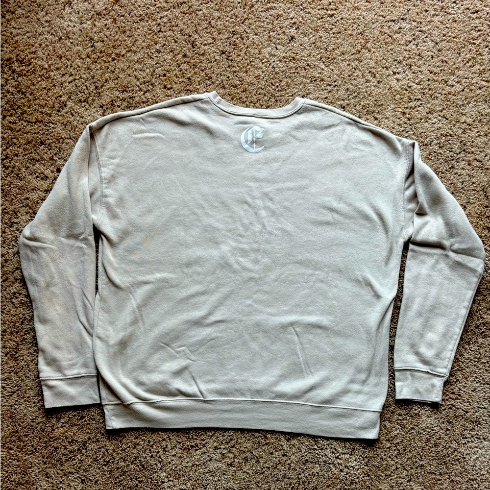 Crewneck Sweatshirt men’s large, never worn - great quality.